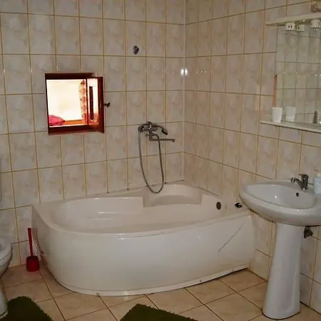 Relaxare Si Buna Dispozitie La Piatra Lotrului, Voineasa. Semesterbostad Bukarest